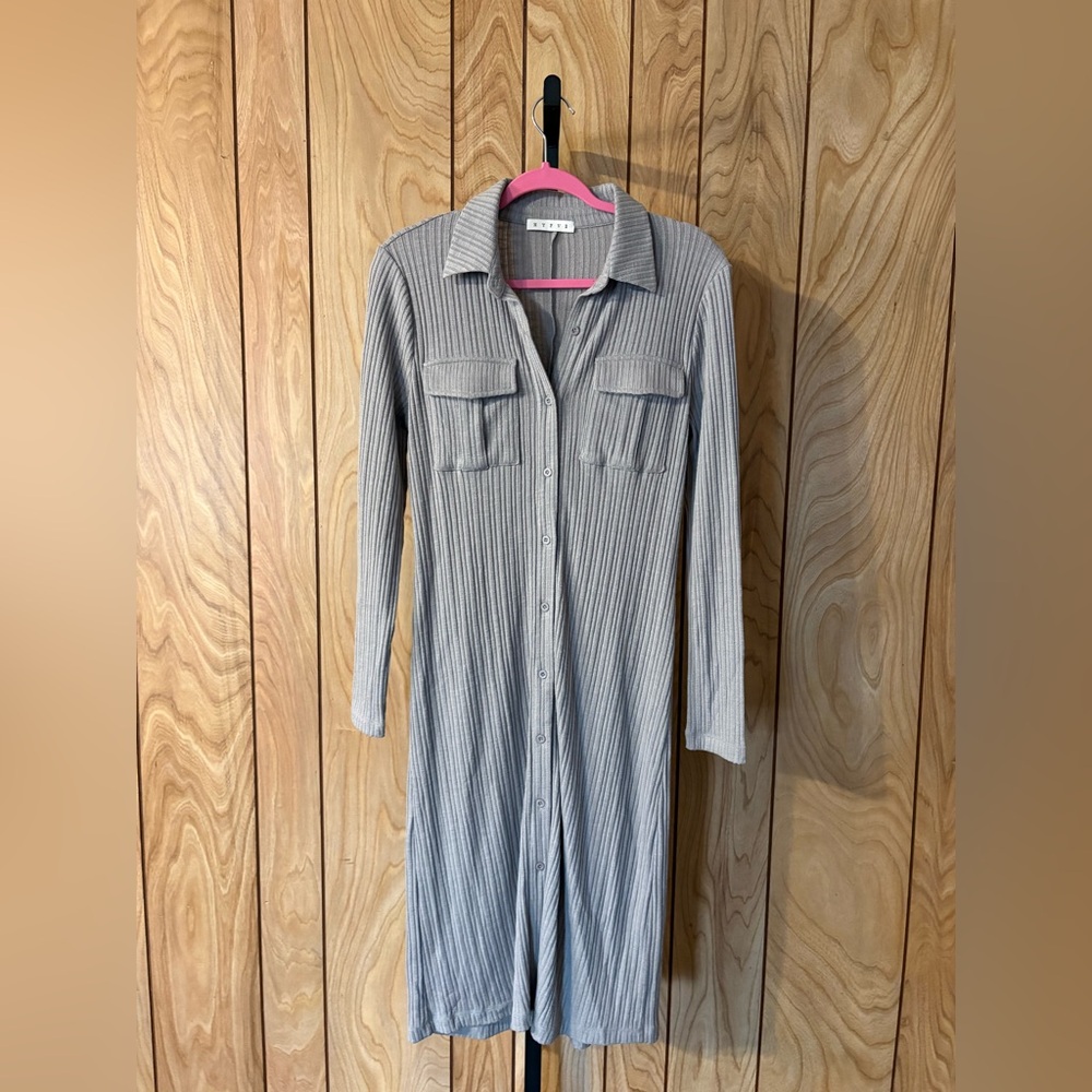 Ribbed Collared Button-Down Midi Dress